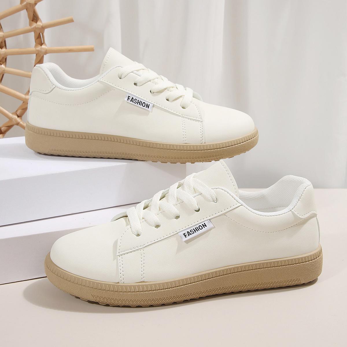 

Маленькие белые туфли женские 2025 весна и лето импортные новые туфли женские туфли повседневная спортивная обувь однотонные белые туфли 41