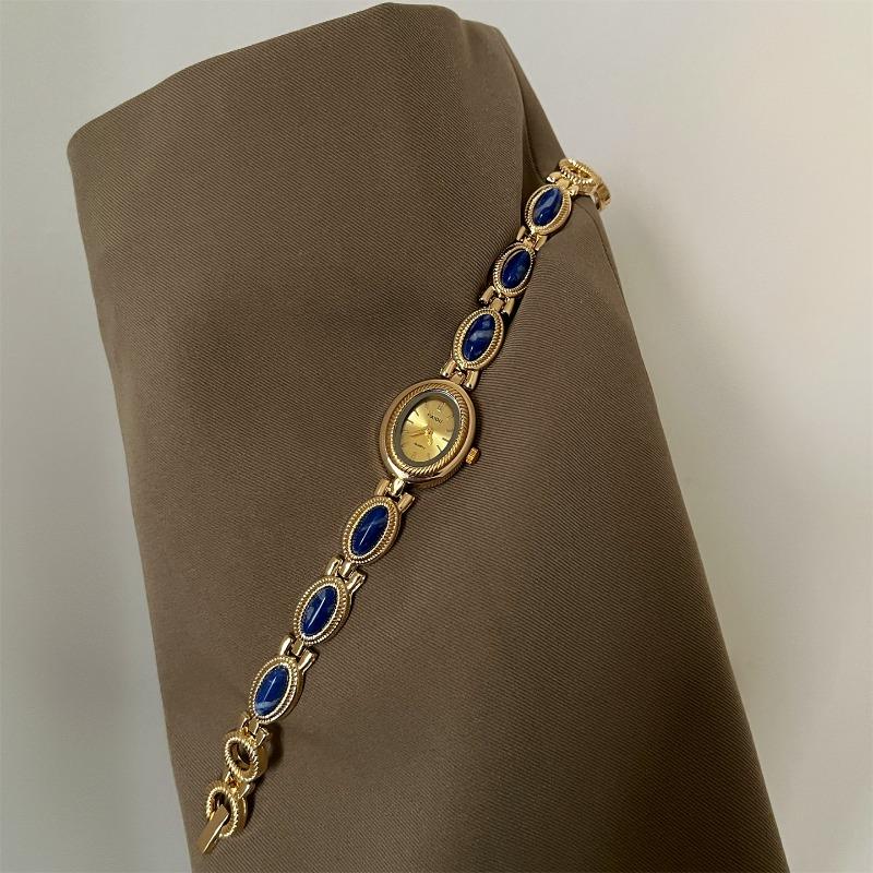 Xiaoxiang Medieval Light Luxury Bracelet Watch Temperament Watch Retro Small Gold Watch Women's Watch