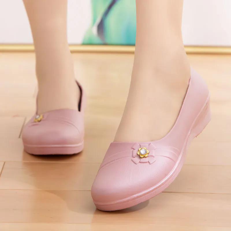 WTEMPO Women's Kitchen Waterproof Anti Slip Four Seasons Work Shoes Shallow Mouth PVC Shoes Casual Flat Heel Soft Thick Sole Shoes