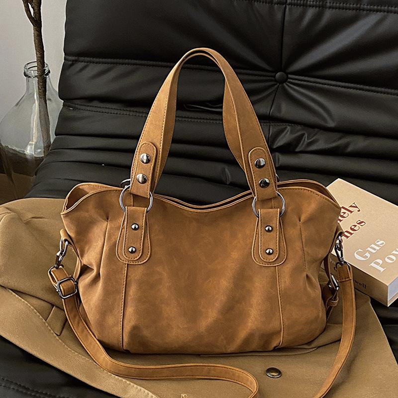 

Сумка большой вместимости Новая женская сумка Универсальная сумка-мессенджер Матовая однотонная сумка на плечо/подмышку Дорожная женская сумка коричневый