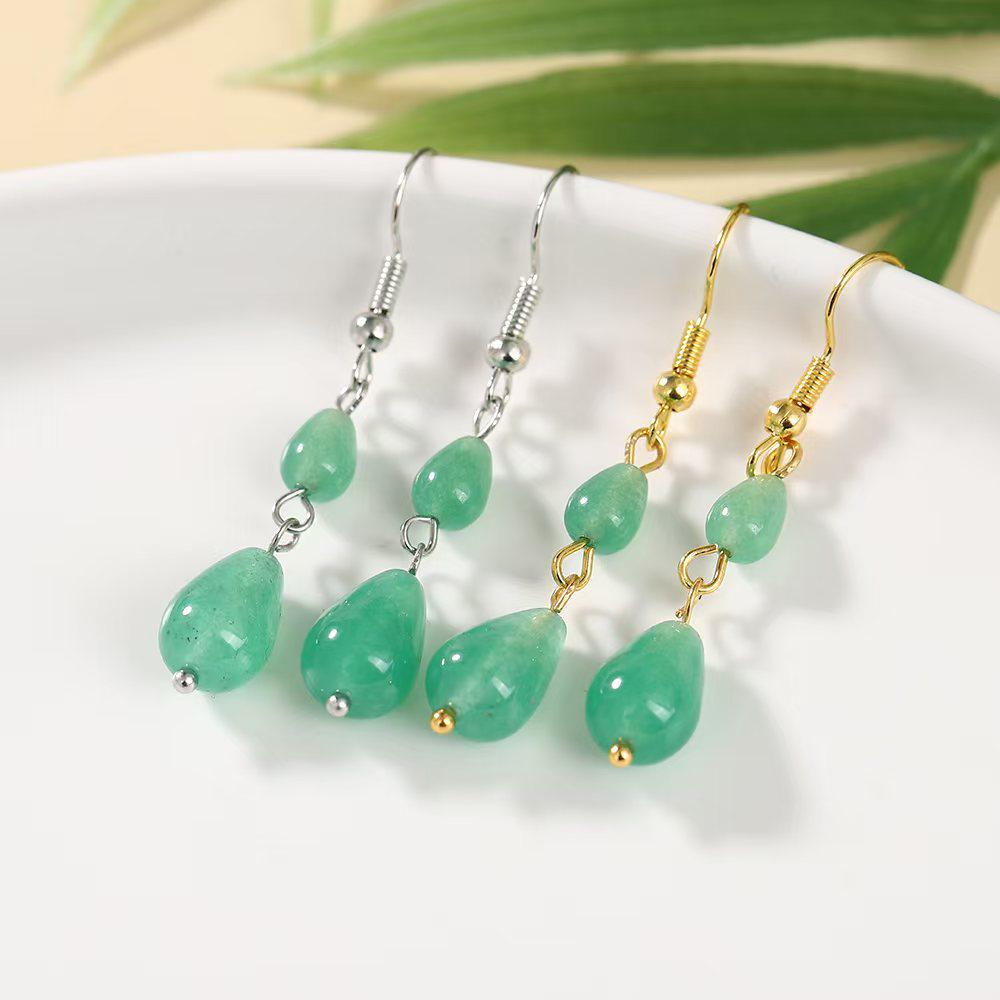 Elegant Green Water Drop Tassel Earrings – Chinese Style Winter Collection