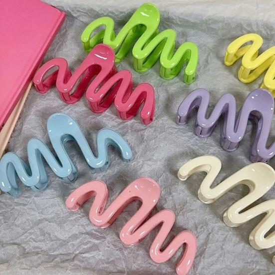Sponka do vlasů Macaron Color Series Velká přiléhavá sponka do vlasů Vlnovitý tvar Lesklá zadní část hlavy Žraločí sponka do vlasů Vlasy