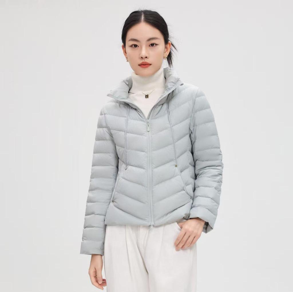 Down jacket women's short white duck down light and thin winter new fashion foreign style stand-up collar slim-fitting small jacket