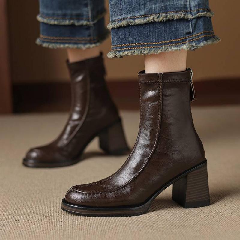 Nové dámské platformové kožené boty na vysokém podpatku jednobarevné nadměrné rytířské boty zadní zip podzim a zima kožené čtvercové a střední boty