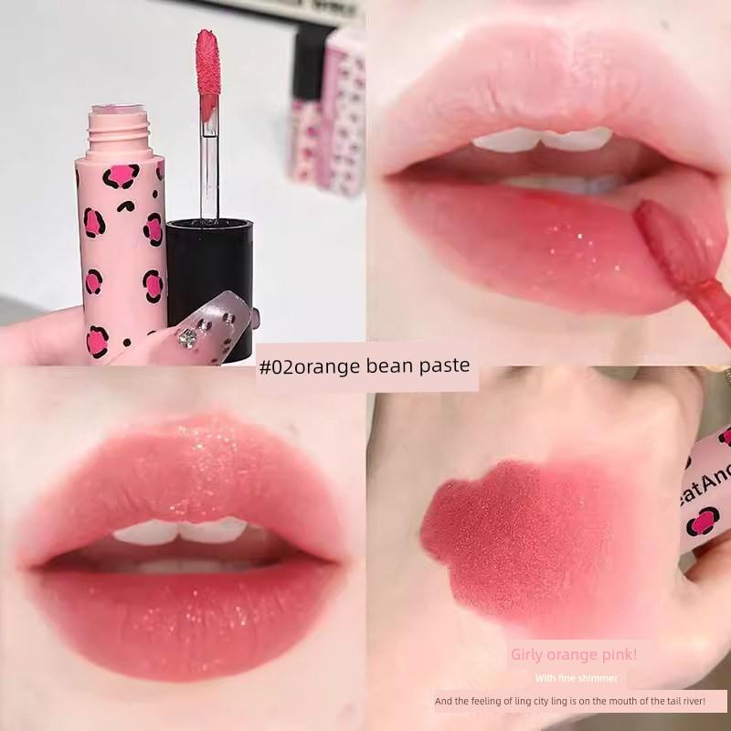 Whitening Matte Lip Mud Lip Gloss, Peach Pink Lipstick for a Natural Look, Silky Smooth, Matte, Soft Misty Finish, Non-Drying