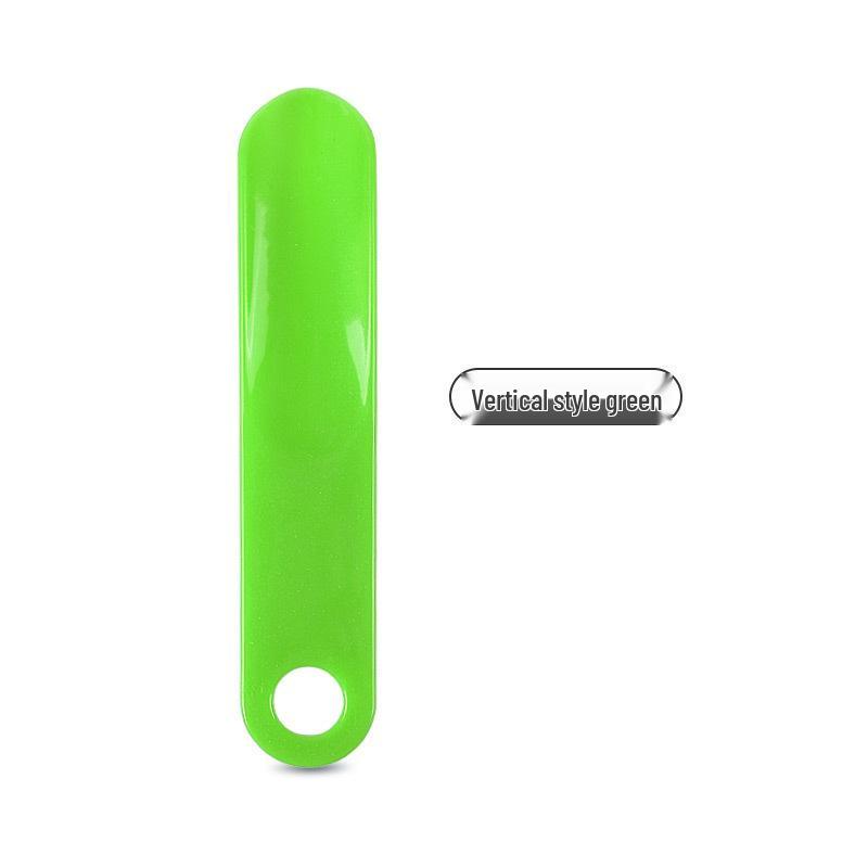Compact Plastic Shoehorn for Kids & Seniors – Easy Slip-On Without Bending