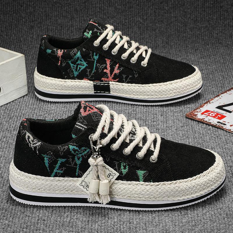 Low-top Men's Canvas Shoes for Summer New Lightweight Height-enhancing Platform Shoes Comfortable Round-toed Flat-soled Sneakers