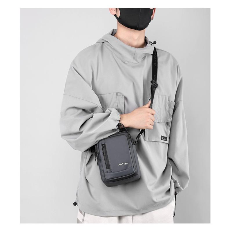 Men's Shoulder Bag, Business and Leisure Oxford Cloth Diagonal Cross Small Backpack