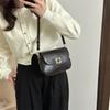 Niche Design for Women Fashion Solid Color New Style Retro Fashionable Casual One-shoulder Crossbody Saddle Bag Trendy