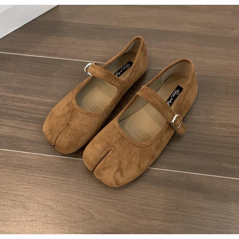 2025 Pantofi Tabi Ninja în stil japonez pentru femei, retro, din piele întoarsă, cu vârfuri despicate, pantofi de barcă, Mary Jeans, mocasini, balerini