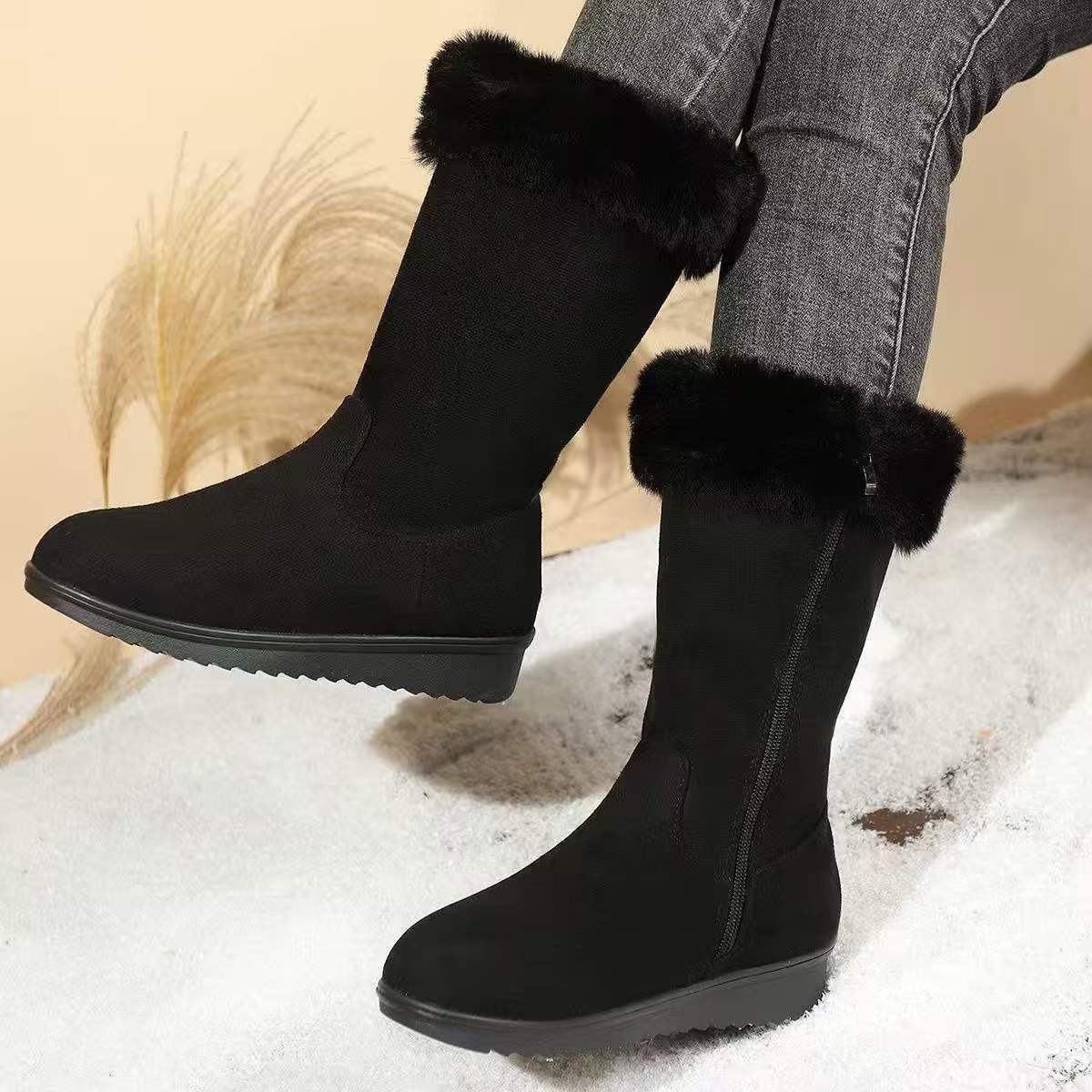 

Зимние Снежные Сапоги Женские 2025 Новые Флисовые Теплые Полусапоги Плоская Подошва Ботинки Мартин Боковая Молния Мама Водонепроницаемые 43 чёрный