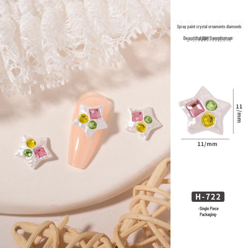 Internet Celebrity Nail Art: Pearl White Crystal Heart Rhinestone Star Spray Paint Alloy Decorations
