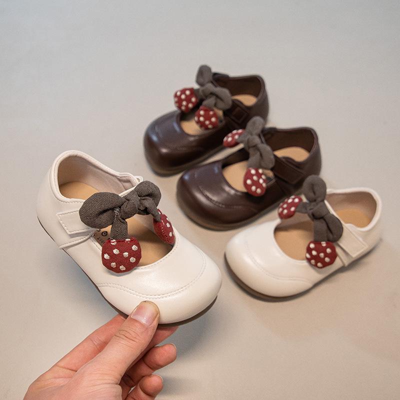 Spring 2026 Girls' Princess Leather Shoes - Fashionable, Non-Slip Toddler Footwear in Korean Style
