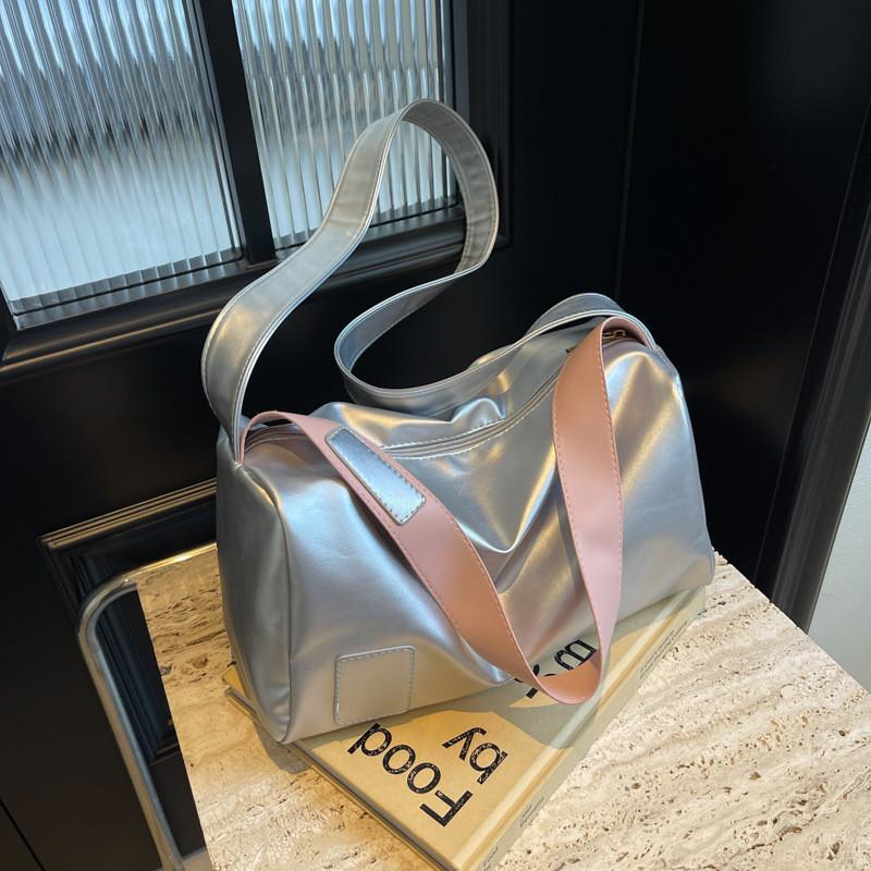 Stylish Large Capacity Pillow Bag 2024 Summer Trendy Shoulder Bag For Women