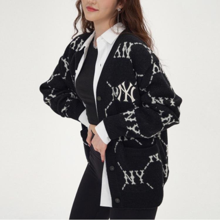 New MLB Mlb Old Flower Sweater Unisex Black 3AKTM0214-50BKS