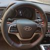 Handgjord Svart Blå läderbilrattöverdrag för Hyundai Elantra 4 2016 2017 Solaris 2017 Accent 2018