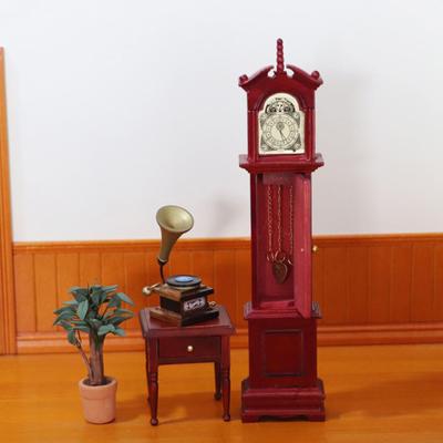 Realistic Miniature Grandfather Clock Dollhouses Decors Vintage Design for Nostalgic Collectors and Home Decoration