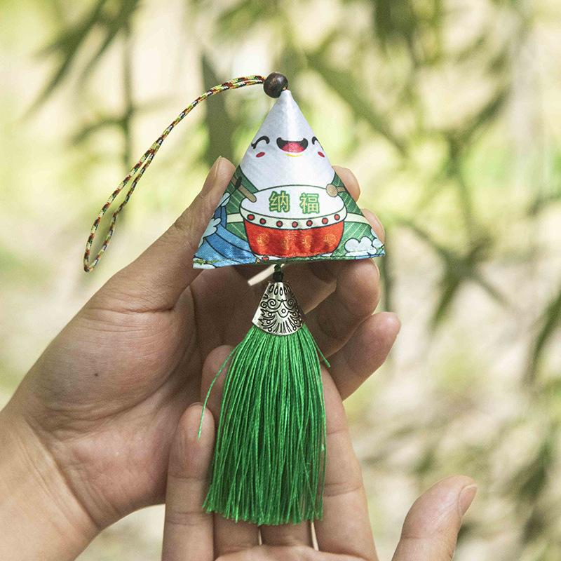 Festiwal smoczych łodzi Piołun Zongzi saszetka Emoji saszetka środek odstraszający komary Mini trójkąt Zongzi saszetka aktywność prezent wisiorek