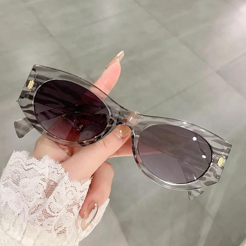  New Fashion Cat Eye Women Luxury Sunglasses Retro Rivets Men Gradient Shades UV400 Sun Glasses