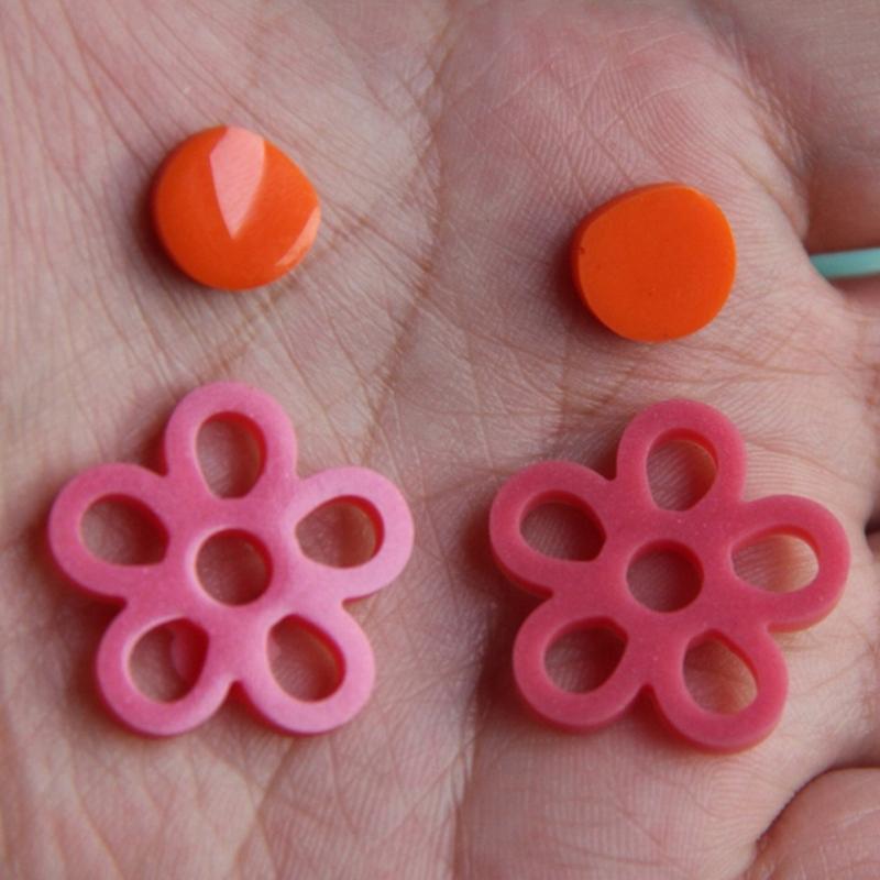 Flower Shaped Silicone Accessory Mold Earrings and Necklace Charm Mould Epoxy Pendant Molds Unique Jewelry Making Tool