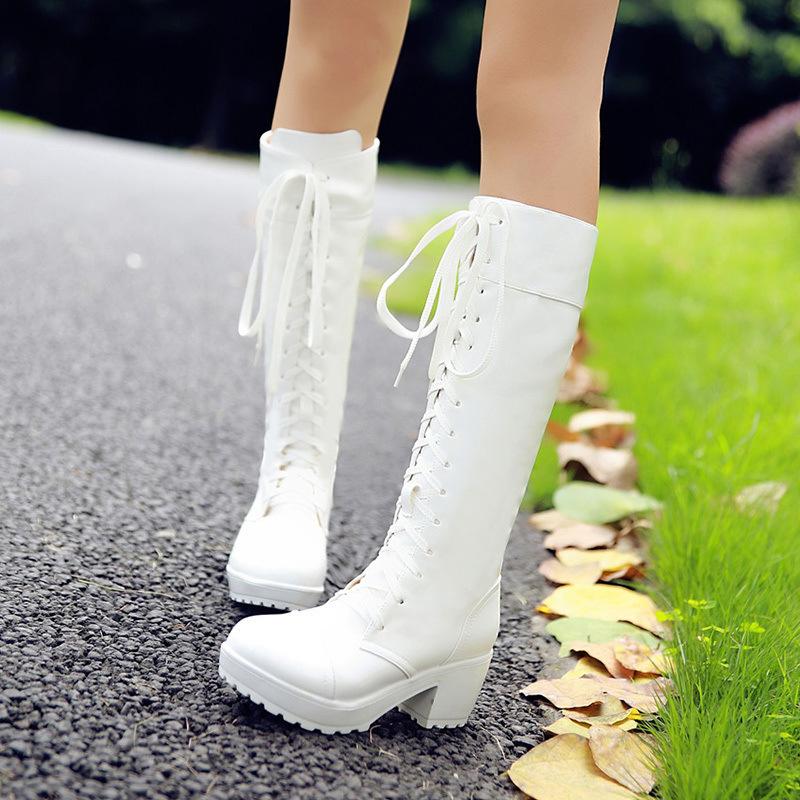 Martin Boots, Women's Autumn and Winter High-heeled Cos Shoes, White Tall British Front Lace-up Large-size Women's Boots, Long Boots.