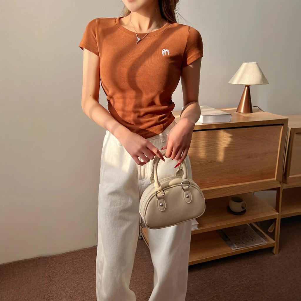 Short-sleeved T-shirt for Women In Summer New Style, Unique Embroidery Short Waist-hugging Base Shirt Top