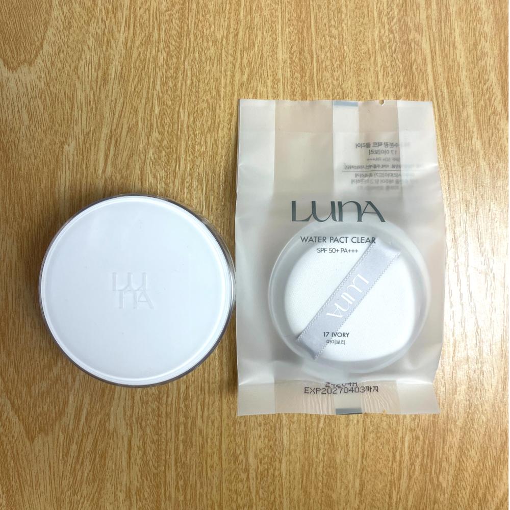 Luna Moisture Glow Pact Clear 12.5G + Refill 12.5G (2 Puffs), Shade 21, 2 Pcs