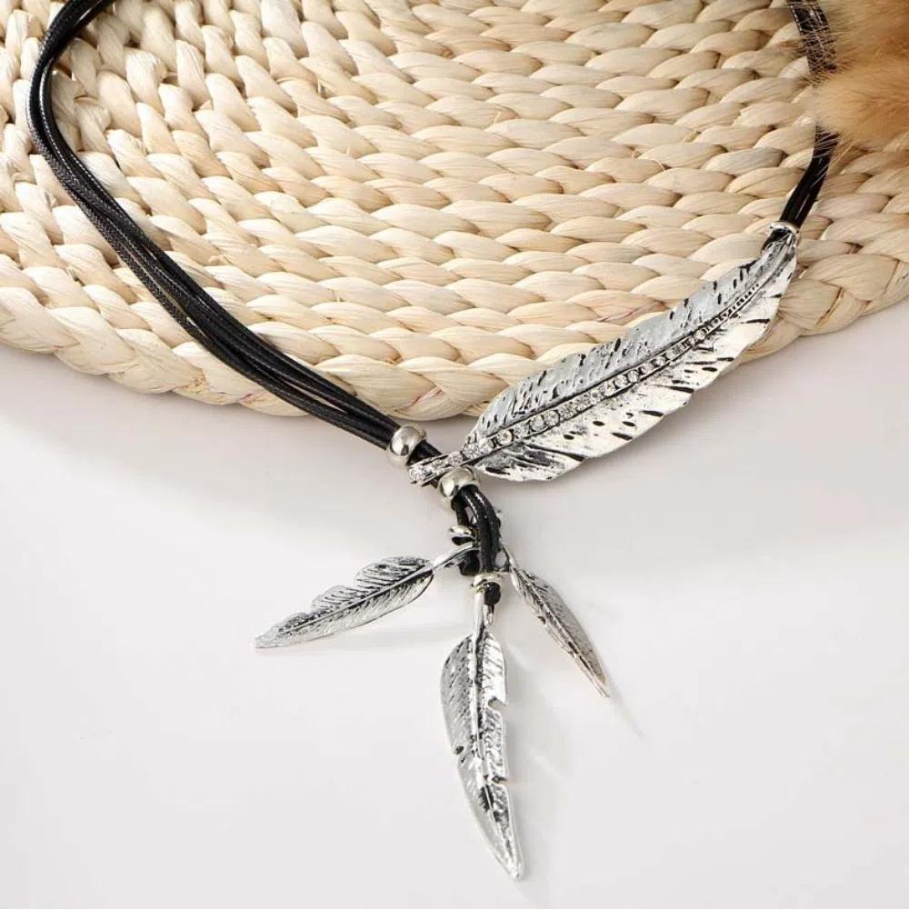 Rhinestone Leather Rope Tassel Necklace Zinc Zinc Alloy Leaves Neck Pendant Golden Feather Necklace  Couple
