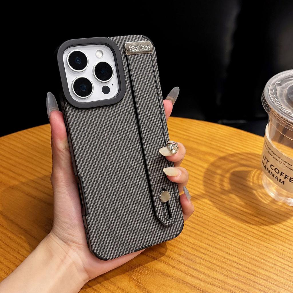 The Carbon Fiber Textured Phone Case Is Suitable for IPhone16promax Wristband Stand and Apple 15 with Built-in Magnetic Case