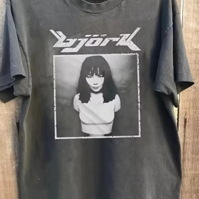 Hot Selling Iceland Singer Björk Classic Poster Graphic Print T-Shirt Men Women Oversized Peripherals Cotton Top Summer New Tee