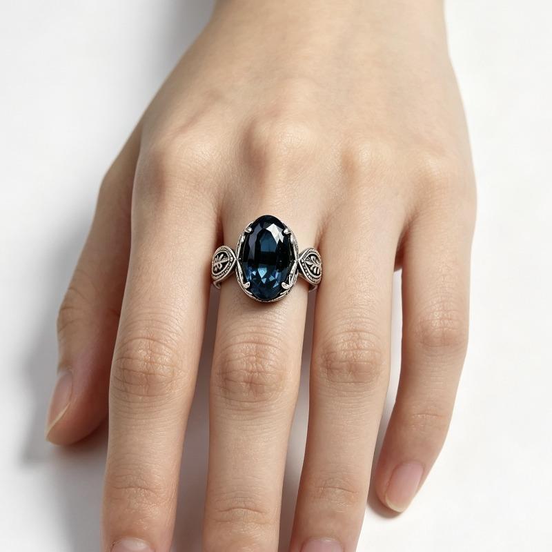 TikTok Live Broadcast European and American Women's Fashion Ring, Inlaid with Morandi Blue Diamond Ring New