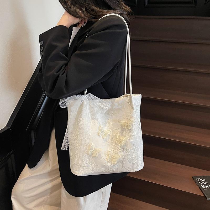 New Fashion Portable Armpit Bag Women's Butterfly Commuter Versatile Shoulder Bucket Bag