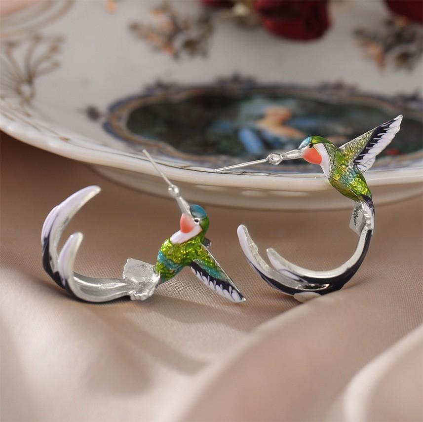 Popular Hummingbird Pendants Women's Accessories Earrings Long Tassels Fashion New Faces Thin Bird Ears