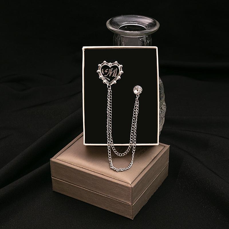 Angel Wings Brooch Vintage Court Style Hollow Round Collar Pin Love Suit Fixed