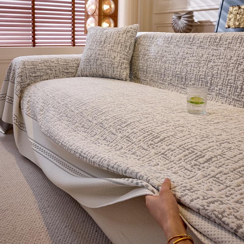 High Quality Summer Cooling Ice Silk Sofa Towel Living Room Multifunction Sofa Blanket Protector Cover Universal Cushion S088