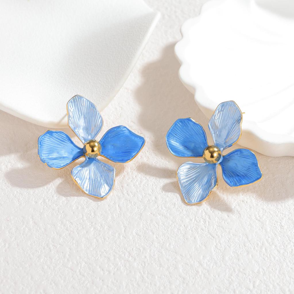 Korean Style 18K Gold Titanium Steel Petal Earrings for Women