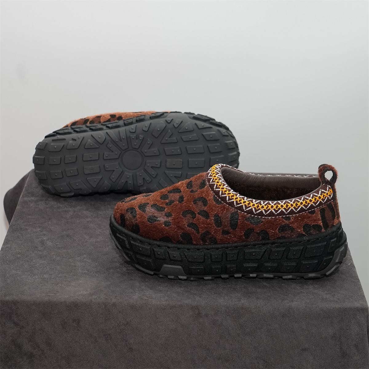 

МОДНЕ ВЗУТТЯ Чоловічі дихаючі спортивні кросівки Спортивне взуття для бігу Відкритий жіночий теніс Тренажер для тренажерного залу 42 темно-коричневого кольору