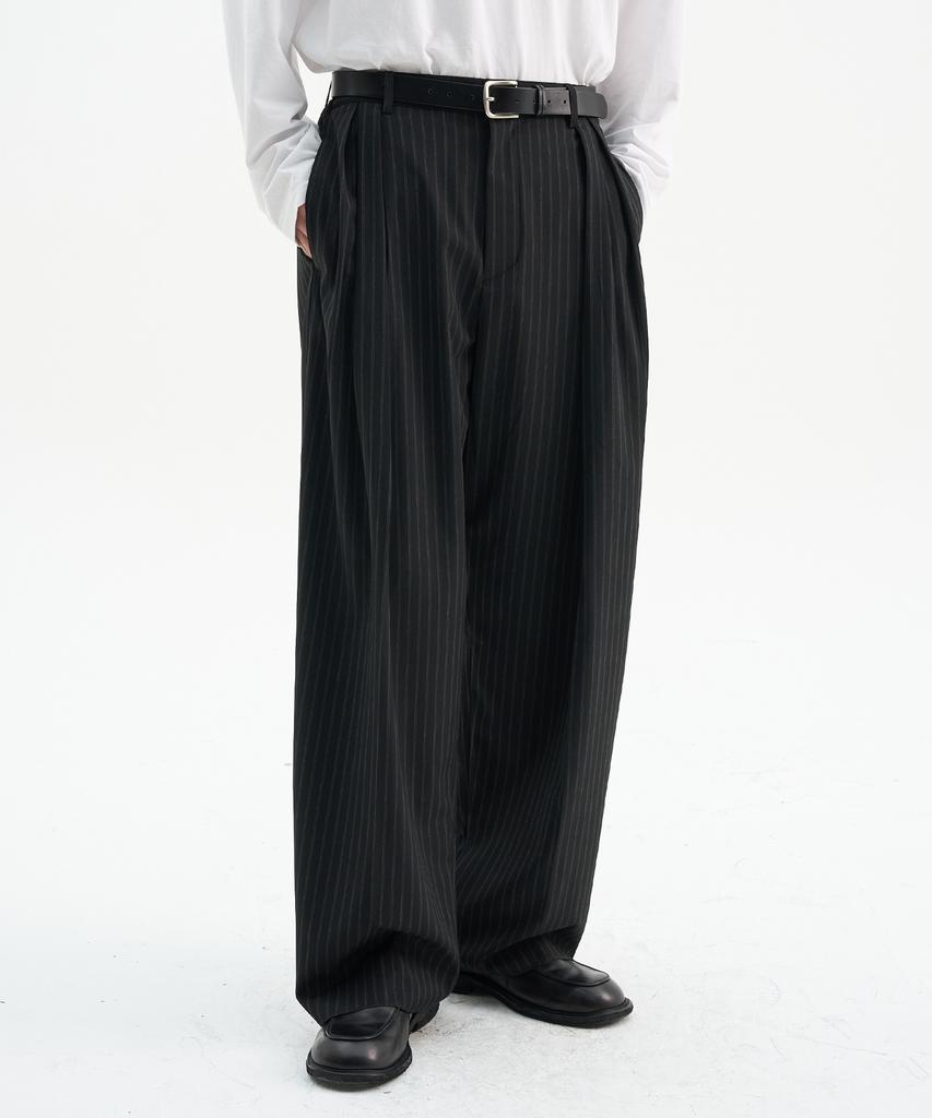 TRIP LE SENS Custom Pintuck Curved Wide Slacks_Stripe Black