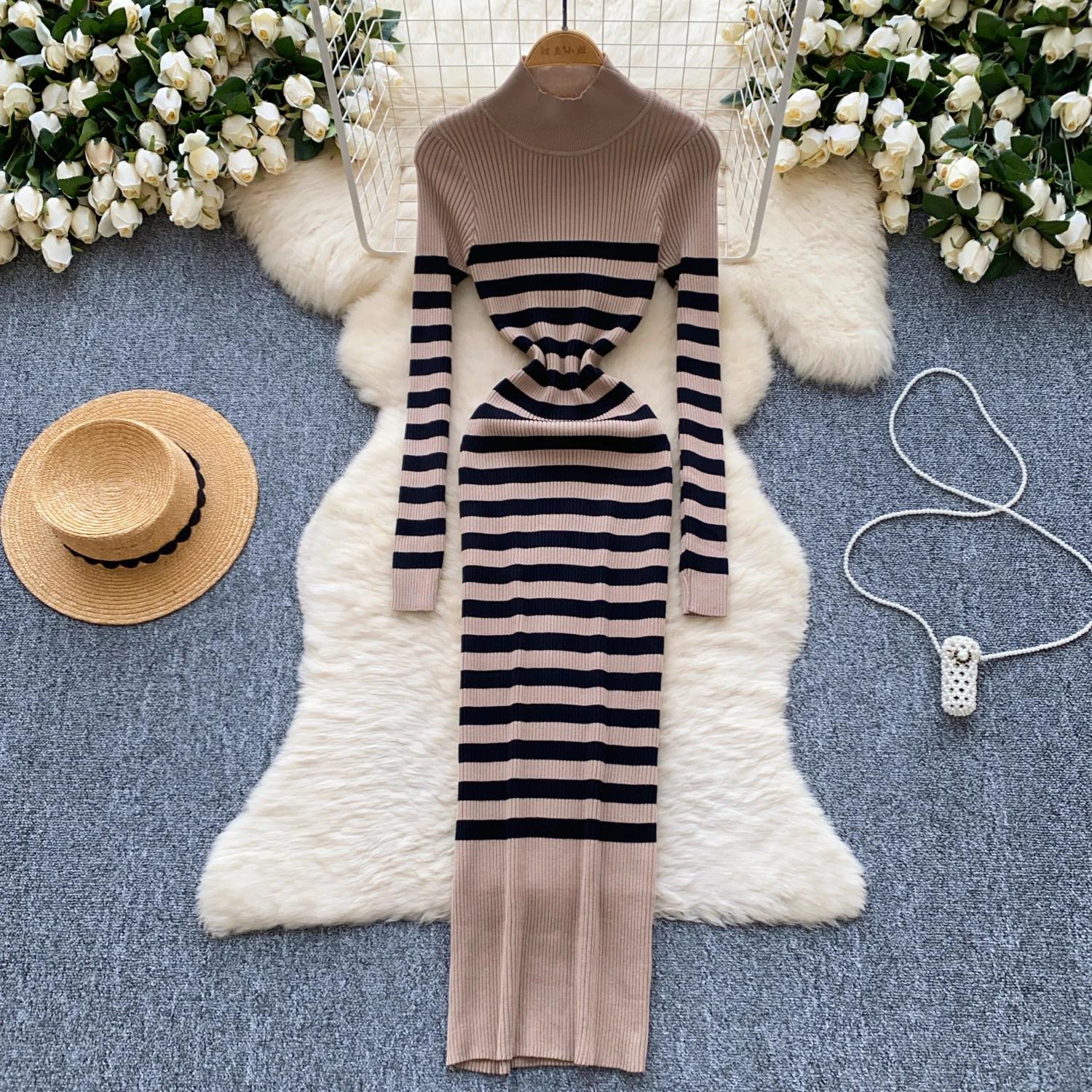 Платья-свитера женские с высоким воротом осень 2024 сексуальное облегающее трикотажное — фото 25