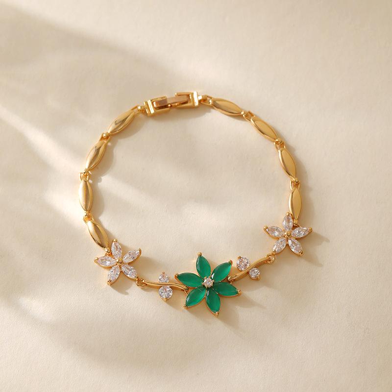 K Gold Plated Flower Inlaid Zircon Women Elegant Bracelet Jewelry
