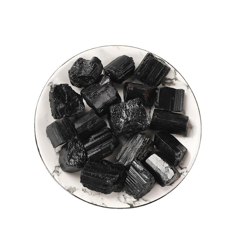 Raw Natural Black Tourmaline Crystal: Aroma Diffuser & Fish Tank Stone Decoration
