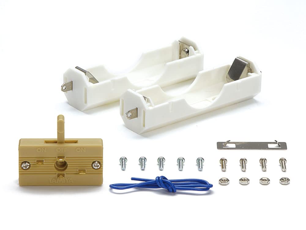 

TAMIYA Fun Craft Series AA Battery Box for 1 with Switch No.150 (70150)