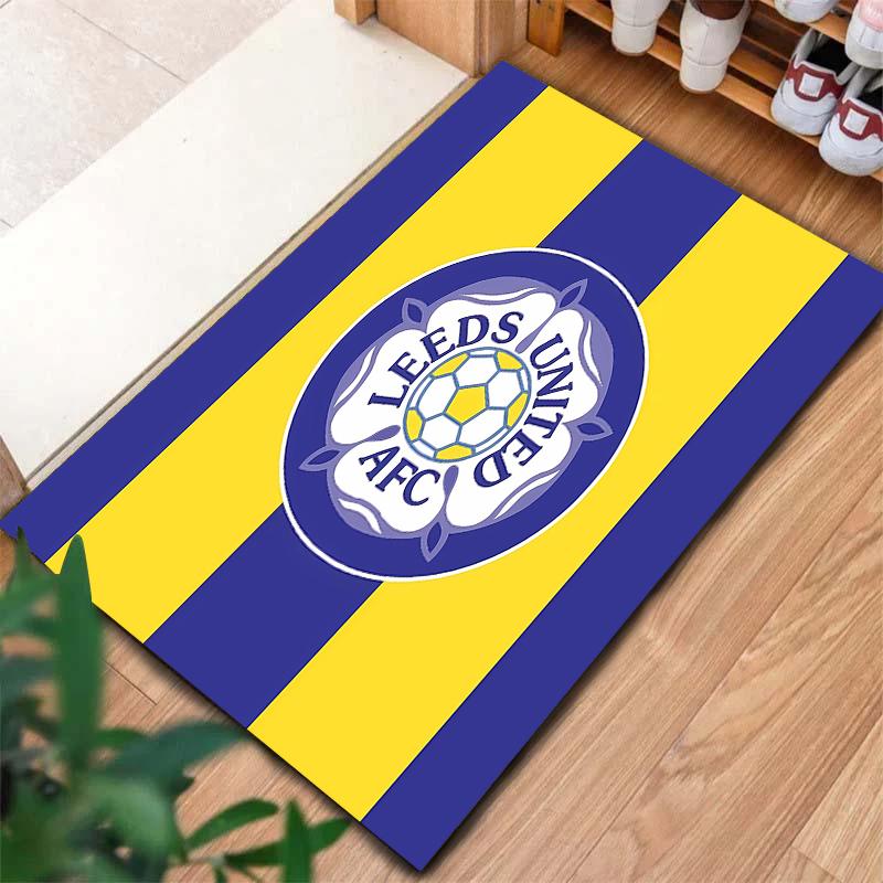 2026 Nuovo Tappeto del Leeds United Football Club per Soggiorno Camera da Letto Casa Decorazione Divano, Tappetino Antiscivolo per Giochi Bambini H6