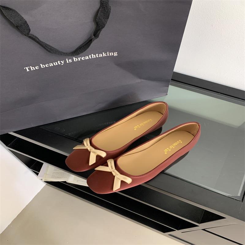 Women's square head shallow mouth single shoes women's middle heel spring and autumn new Korean version French temperament gentle fairy thick heel eve