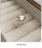S925 Sterling Silver Heart Ring - Korean Style with Smooth Texture, Perfect for Fashion Bloggers & Heart-Shaped Jewelry Enthusiasts