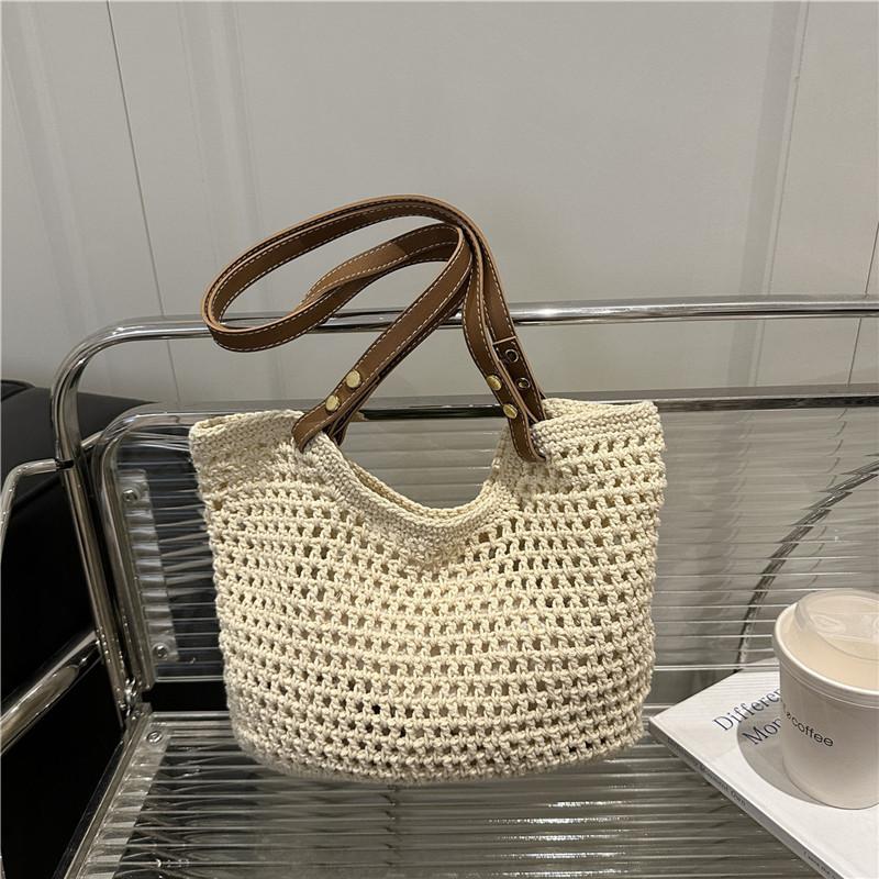 Large Capacity Knit Shoulder Bags for Women Versatile Ladies Beach Woven Underarm Bag Hollow Design Commuter Female Handbag Tote