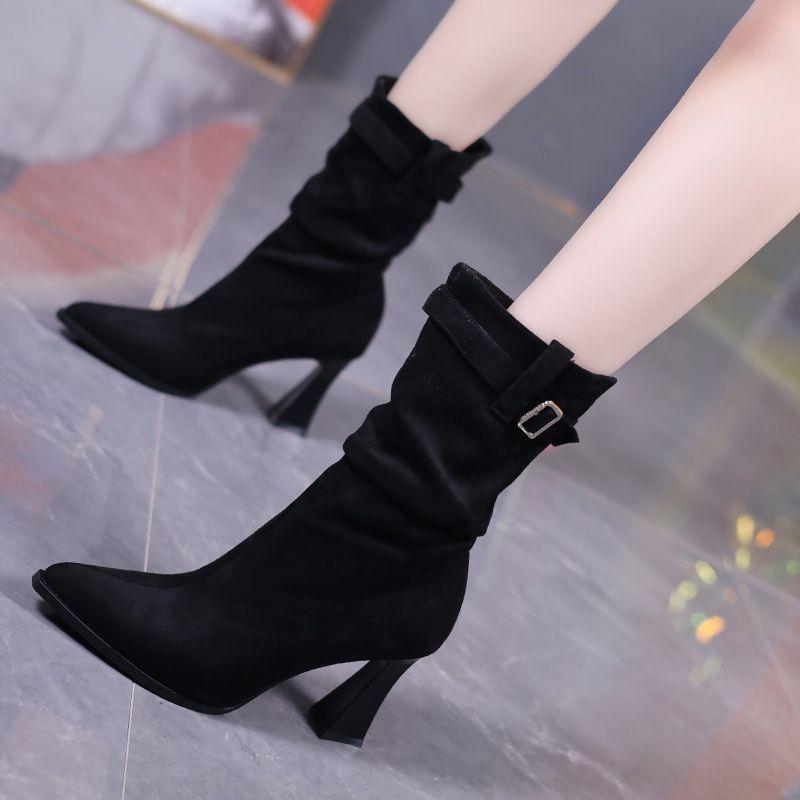 

Темпераментная пряжка на ремне, высокий каблук, полусапоги, женские 2025, зима, новые, хаки, плиссированный рукав, тонкий каблук, ботильоны на наборном каблуке 40