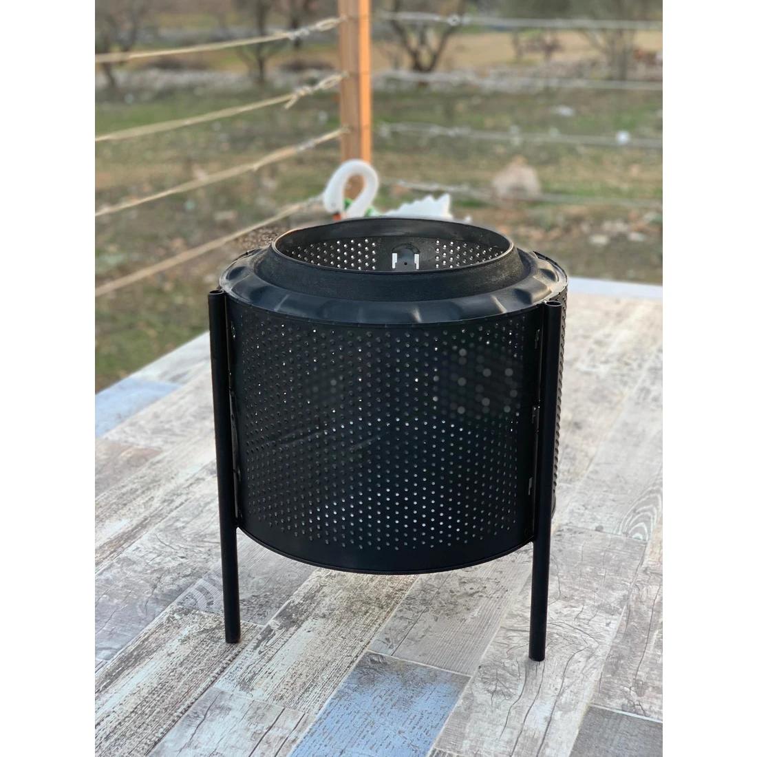 

Черный садовый камин с камином