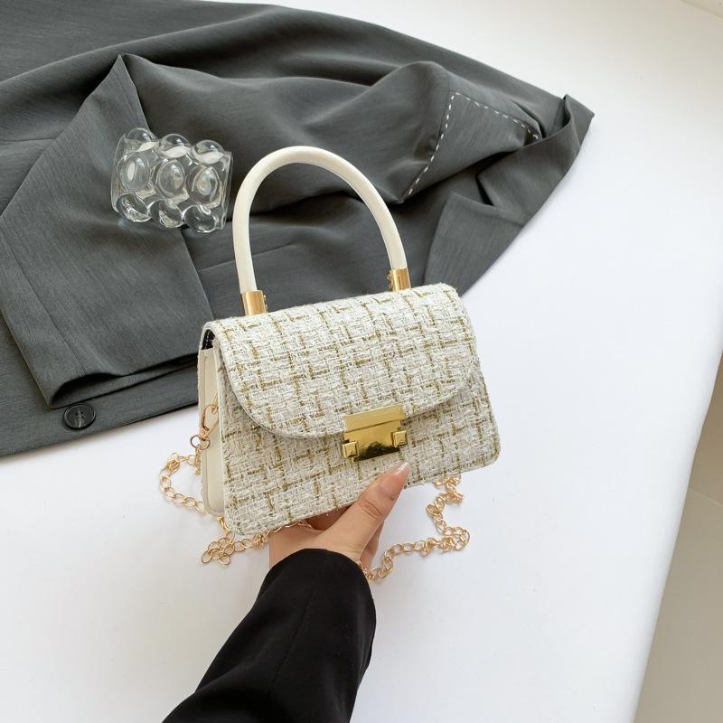 

Fashion Trend Small Square Bag Shoulder Bag 2025 This year s popular new niche single shoulder simple personalized Korean version of women s bags