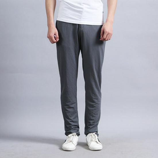 Men's Autumn Korean Style Slim Fit Leather Pants: Skinny, Elastic, Plus Velvet, High Comfort, Motorcycle-Inspired.